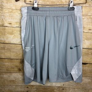 Men’s Nike elite athletic shorts size medium